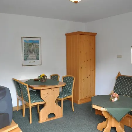 Waldhotel Forsthaus Droschkau * Neußen